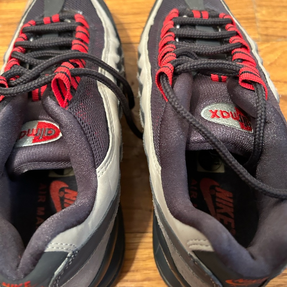 Nike Air Max Men's Shoes - Black and Red